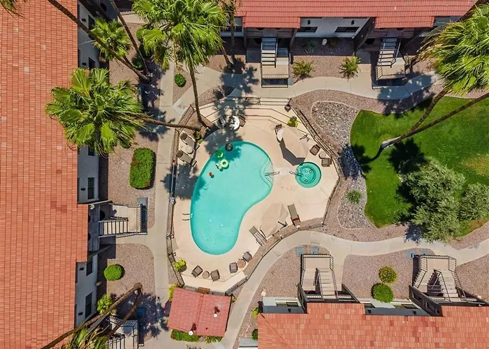 222 Fully Furnished, Wifi Included Apartament *